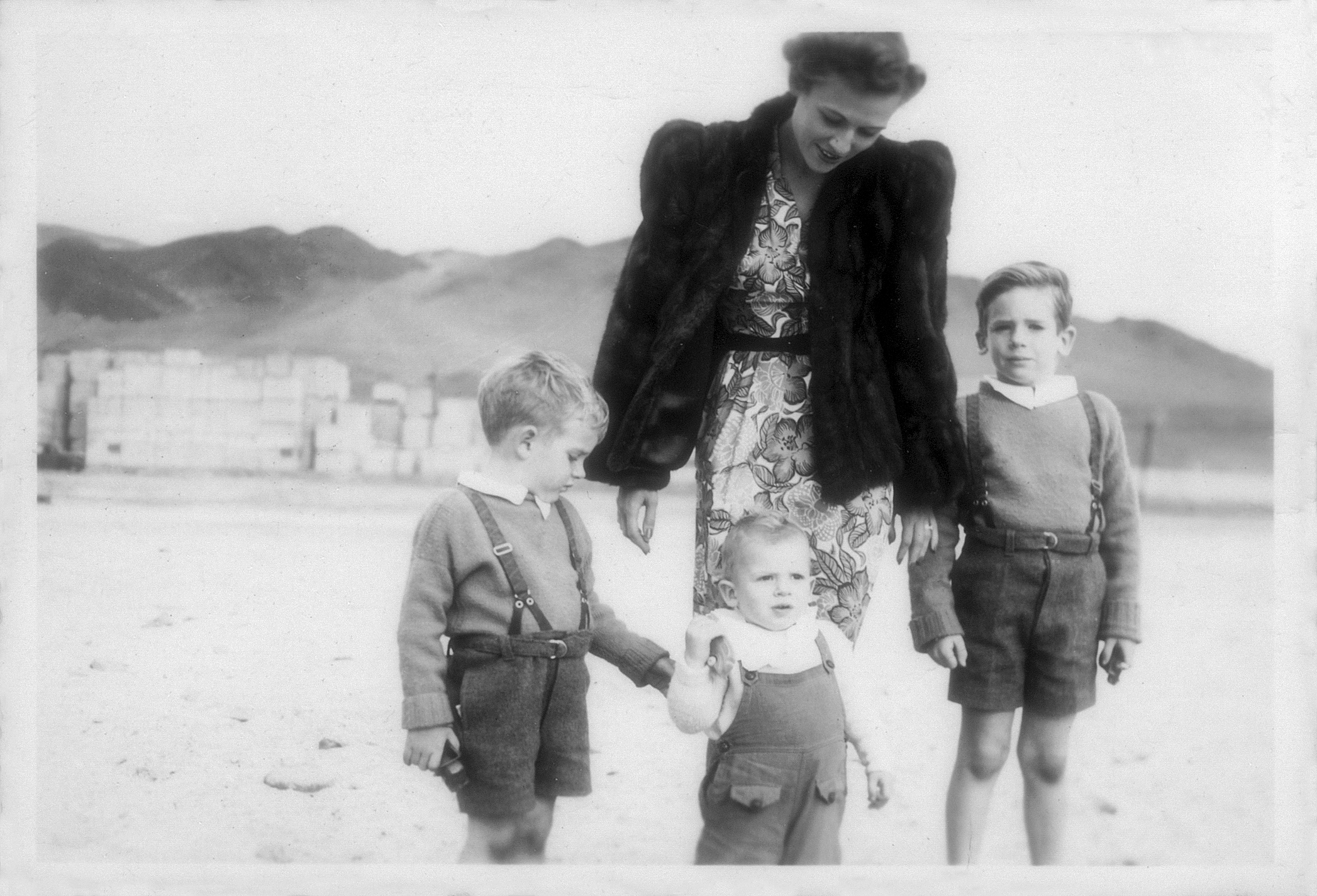 Janet, CJII, Michael and Peter on the beach in Antofagasta, Chile.