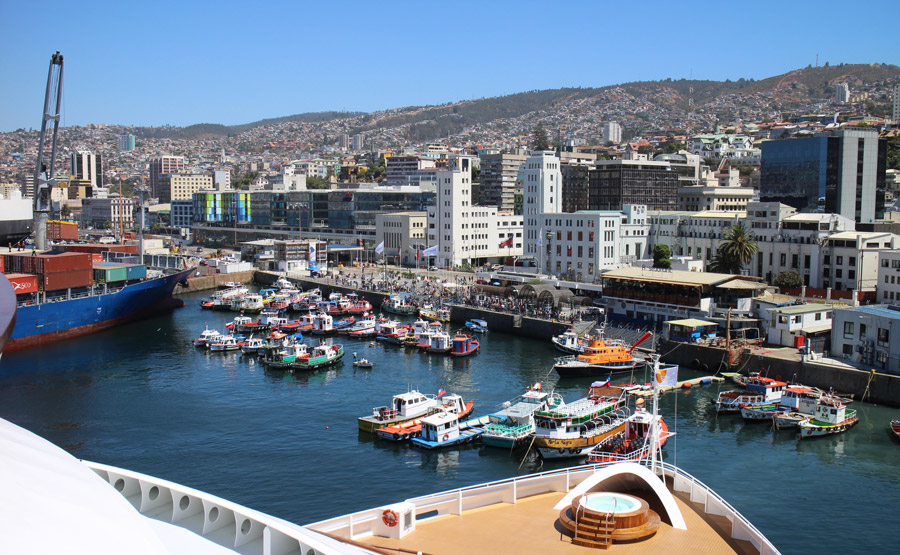 View of Valparaíso from a cruise ship.
